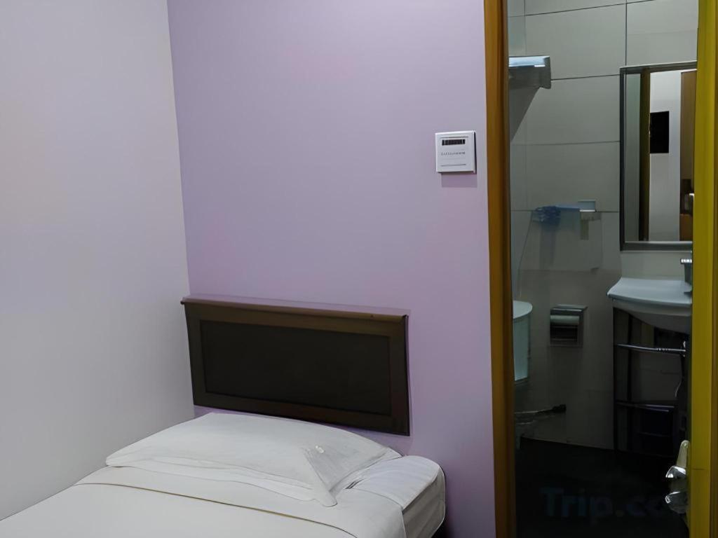 Id Hotel Yayasan Segamat Kültér fotó