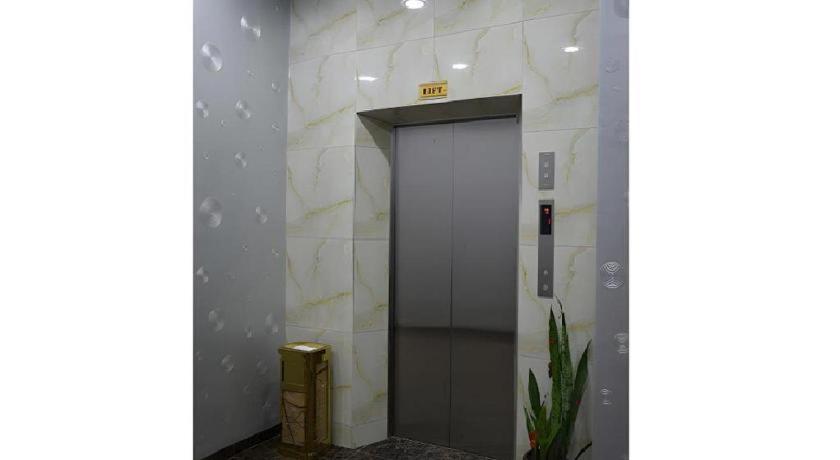 Id Hotel Yayasan Segamat Kültér fotó