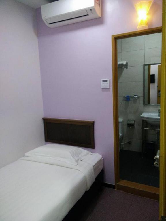 Id Hotel Yayasan Segamat Kültér fotó