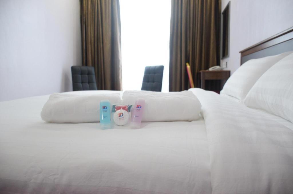 Id Hotel Yayasan Segamat Kültér fotó